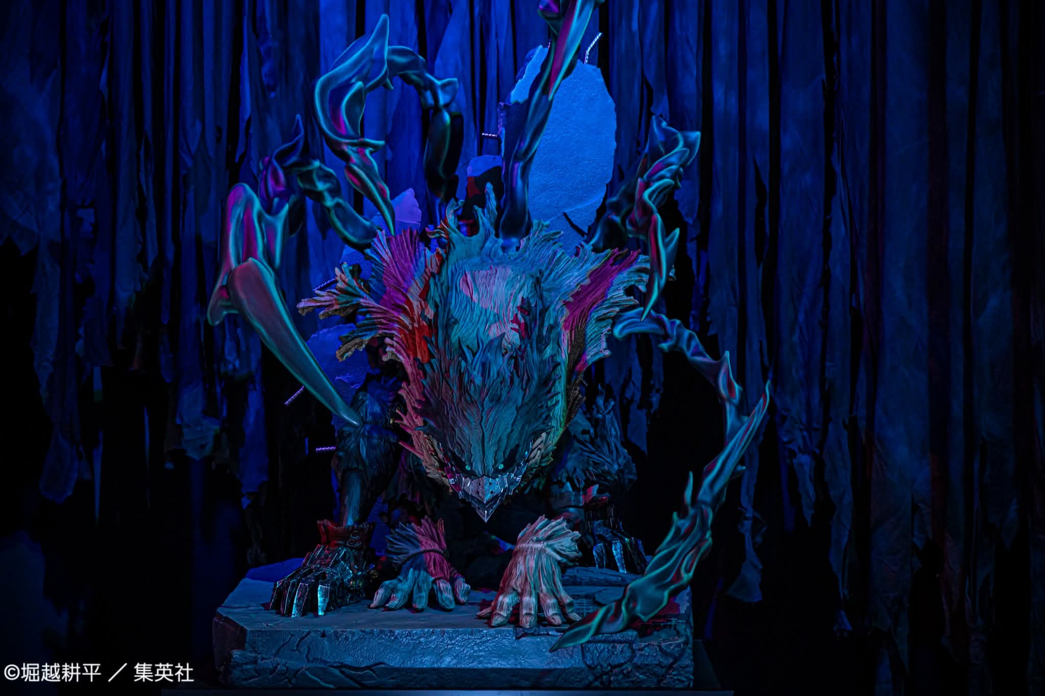 My Hero Academia Original Art Exhibition - Black Deku Figure Horikoshi Kohei Limited Edition - Image 3